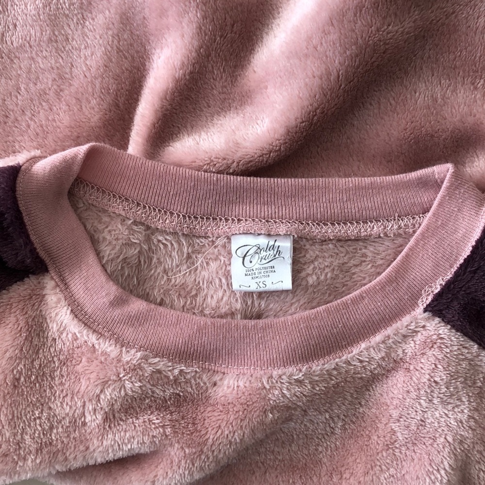 Fleece Type Sweatshirt - Picture 3 of 3